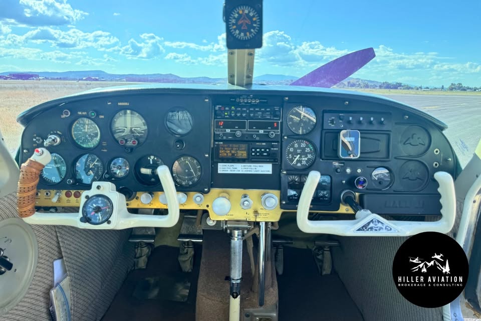 Mooney M20C image 1