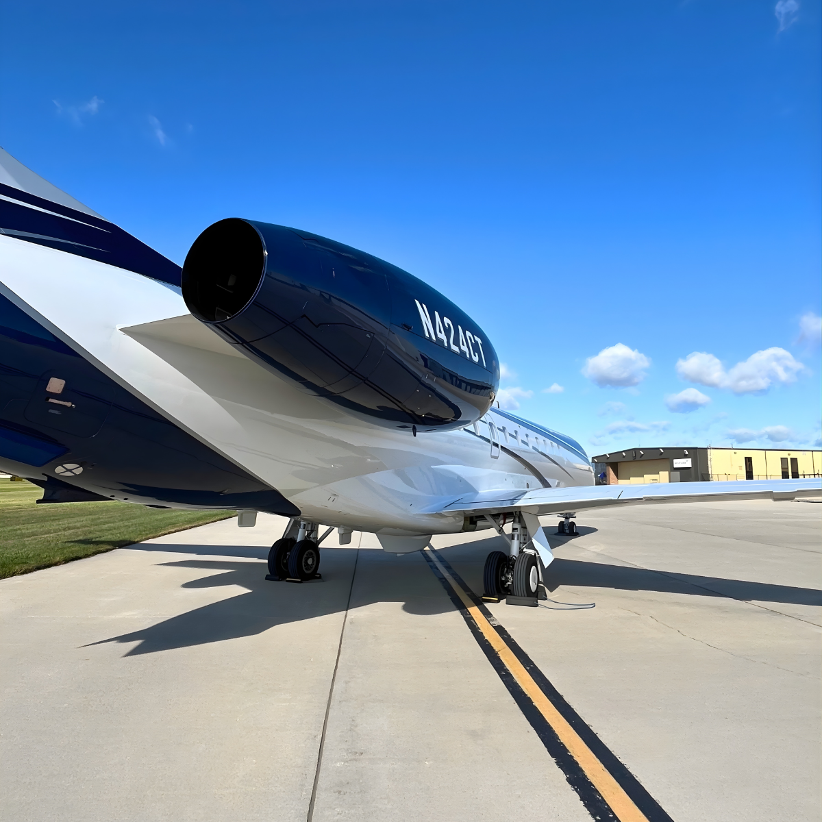 Embraer Legacy 600 image 7