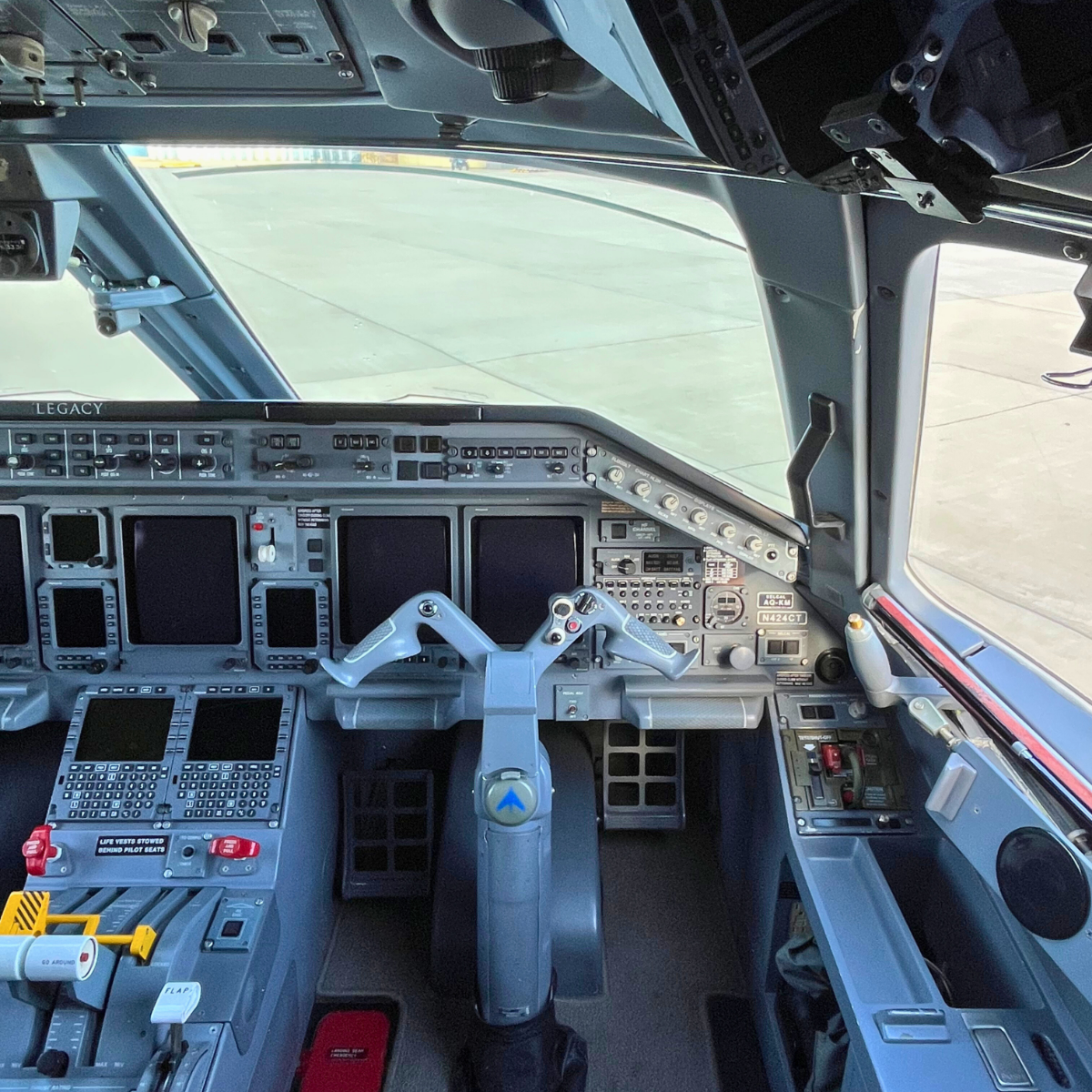 Embraer Legacy 600 image 14